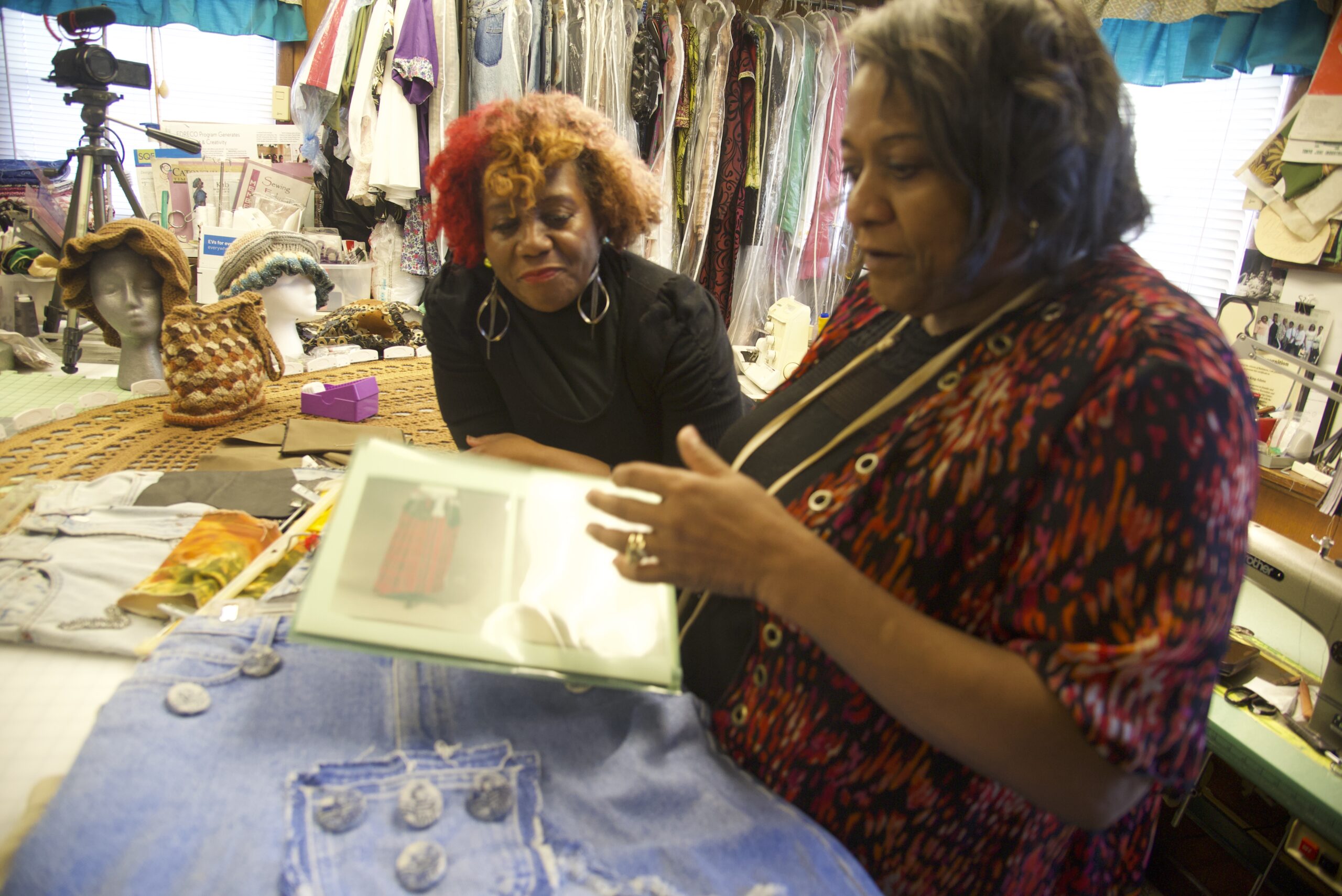 Student Lawanda Muir reviews design with Teacher Tereva Adams - All photos by Donna Balancia